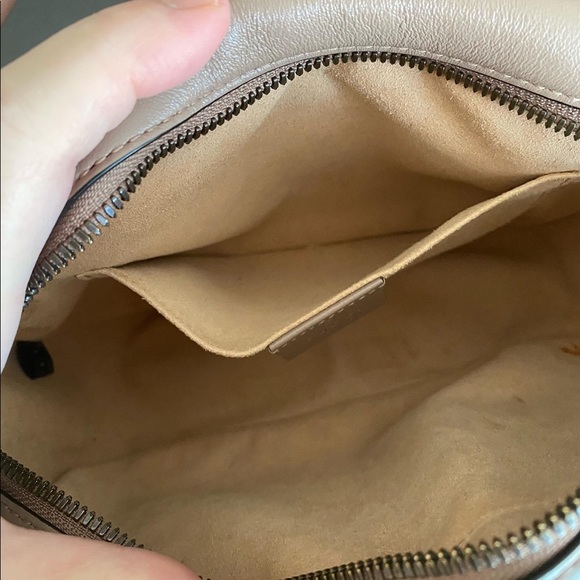 ❌SOLD❌GUCCI CAMERA BAG SMALL - Picture 8 of 13